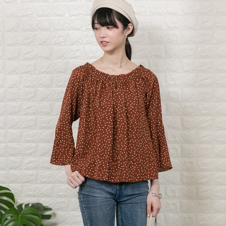 豆ヒョウ柄 フレアースリーブブラウス オフショルダー２way 品番 Ppnw Pumpkin Port パンプキンポート のレディースファッション通販 Shoplist ショップリスト
