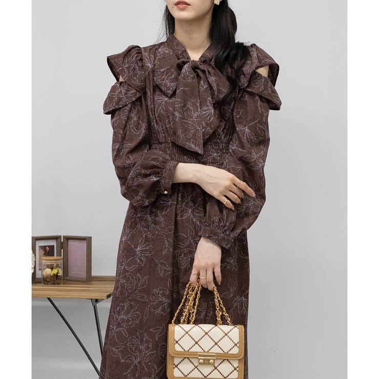 ボンポワン 花柄フリル長袖クリスマスクチュールワンピース　サイズ10 花柄 肩あきフリル ボウタイ[品番：PPNW0003815]｜Pumpkin Port