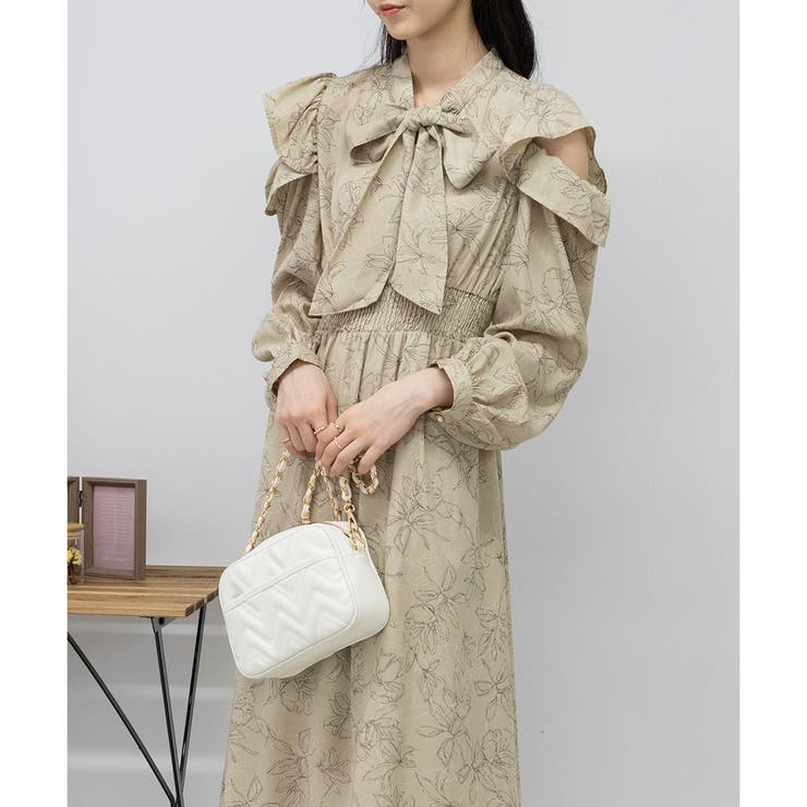 花柄 肩あきフリル ボウタイ[品番：PPNW0003815]｜Pumpkin Port