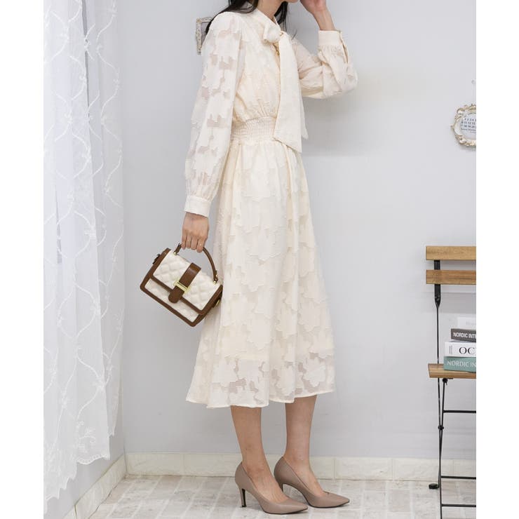 リボンタイ 花柄シアージャガード ロングワンピース[品番