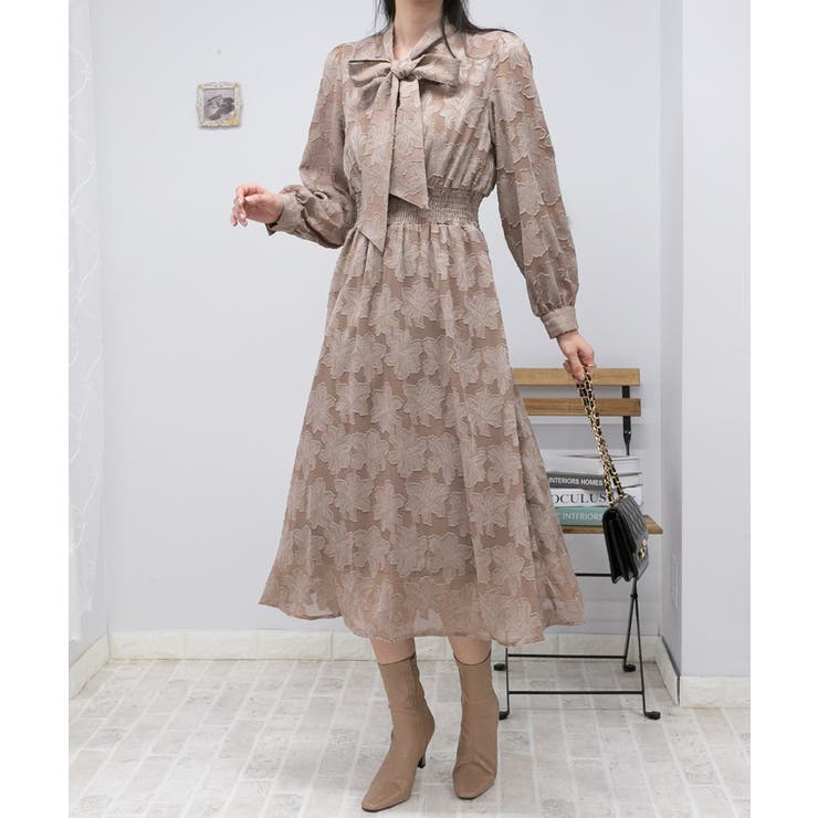 新品 バーバリー ロンドン ワンピース シルク 柄