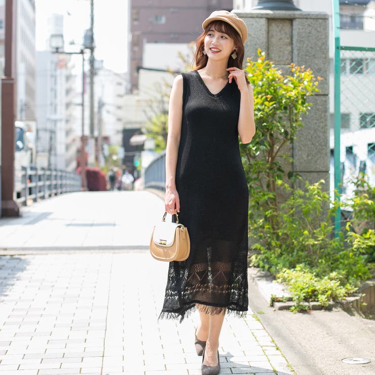 PLEATSPLEASE　ノースリーブワンピース　裾切り込みデザイン イッセイミヤケISSEY MIYAKE 3Dスチームストレッチプリーツ裾