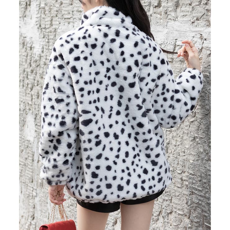 ふわふわ フェイクファー ダルメシアン柄 BIG ブルゾン 韓国