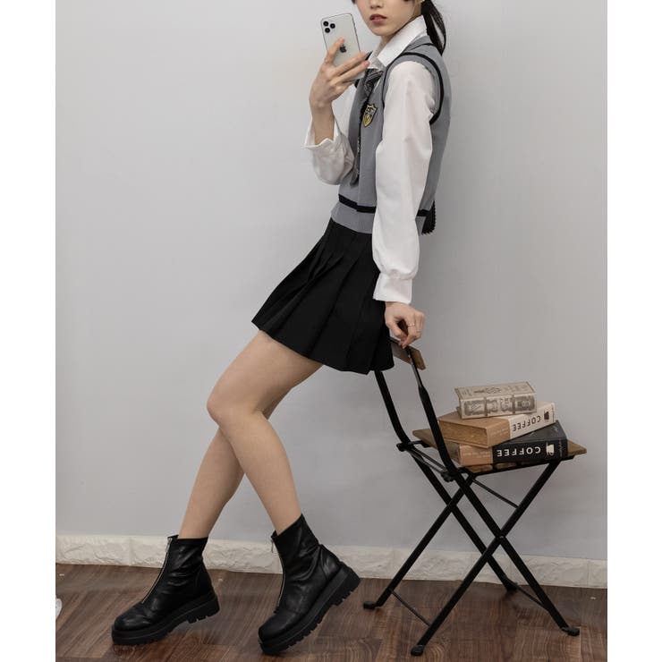 ベストレイヤードシャツ+プリーツミニスカート セットアップ
