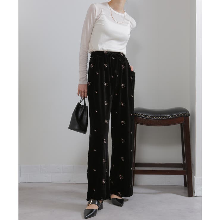 花柄刺繍 ベロア イージーワイド パンツ（裏地付き） | Pumpkin  Port | 詳細画像4 