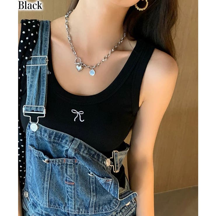 ブラック