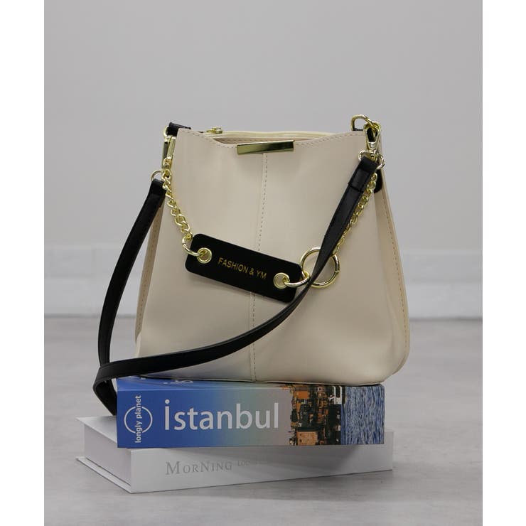 ブラウン系 ハンドバッグ チャーム付き チェーンチャーム付 フェイクレザー ショルダーBAG[品番
