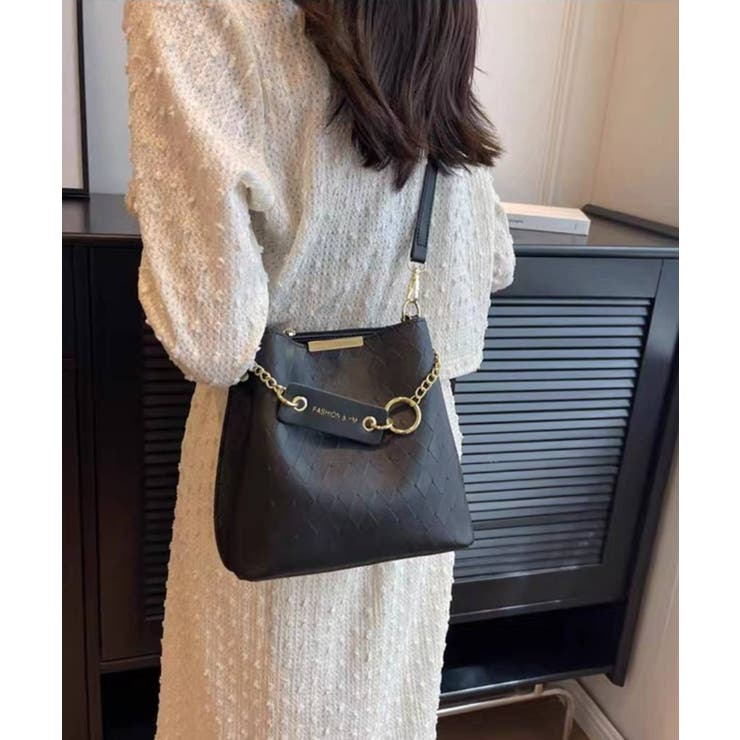 チェーンチャーム付 フェイクレザー ショルダーBAG[品番