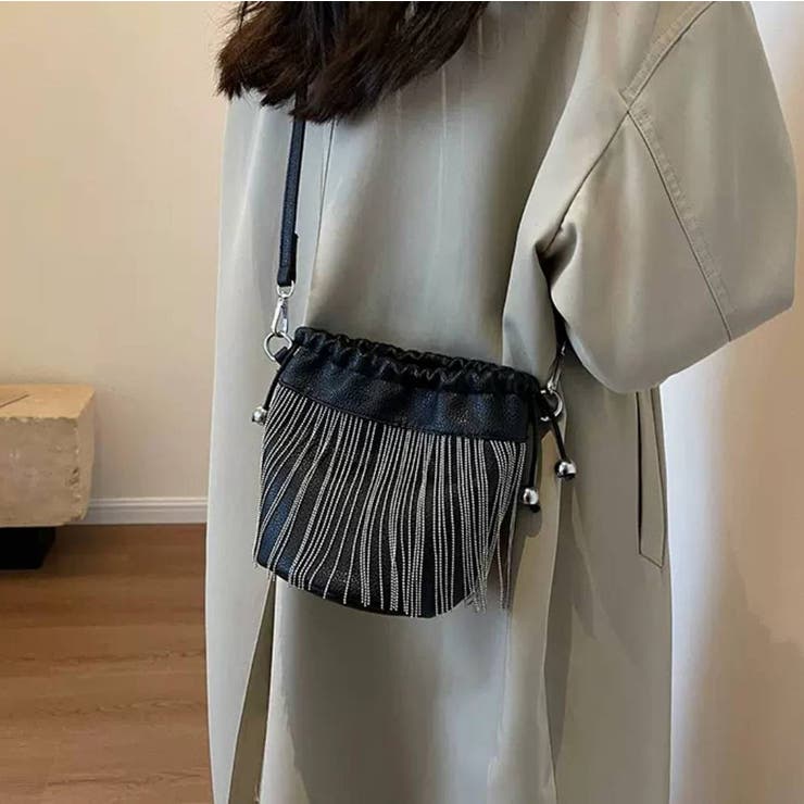 アメリヴィンテージ ショルダーバッグ 巾着 ボールチェーン F シルバー Ameri VINTAGE（ショルダーバッグ）のフリマアイテム一覧