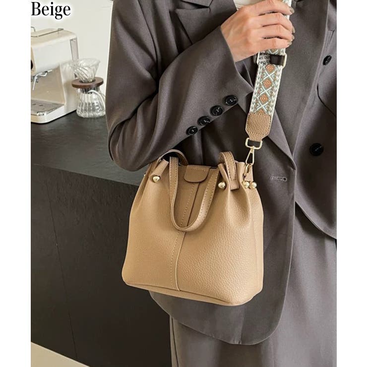 ベージュ | 柄ベルト ゴールドビット ショルダーバッグ | Pumpkin  Port