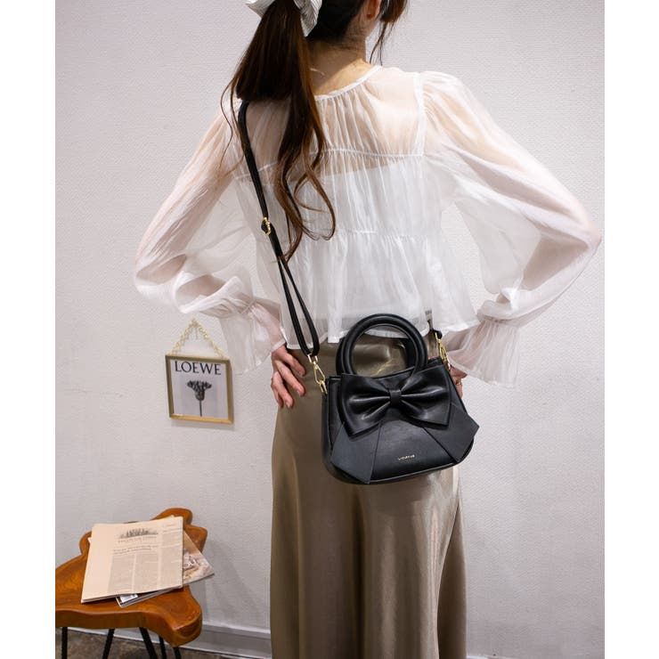 ♡pumpkin♡！1月12日朝7時まで！新品♡ナイロンリボンポシェット リボンポイント スクエア型 ショルダーバッグ[品番：PPNW0004835