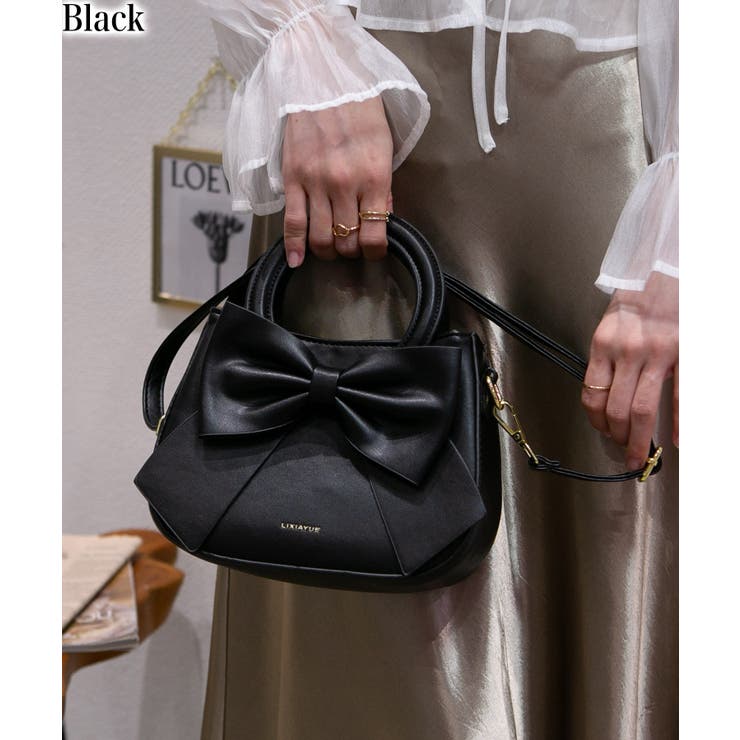 ♡pumpkin♡！1月12日朝7時まで！新品♡ナイロンリボンポシェット リボンポイント スクエア型 ショルダーバッグ[品番：PPNW0004835