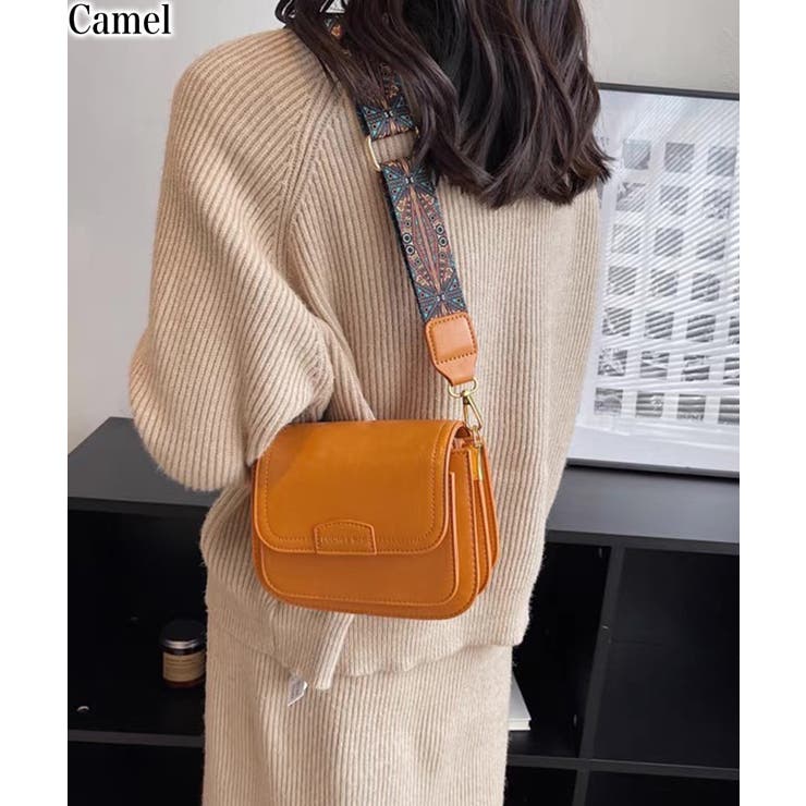 キャメル | 柄ベルト付 フラップショルダーバッグ | Pumpkin  Port