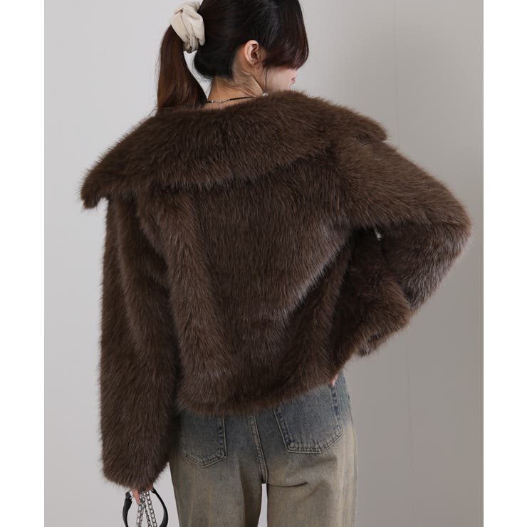 ビッグ襟 フェイクファー 両脇ポケ付き ショート丈コート | Pumpkin  Port | 詳細画像14 