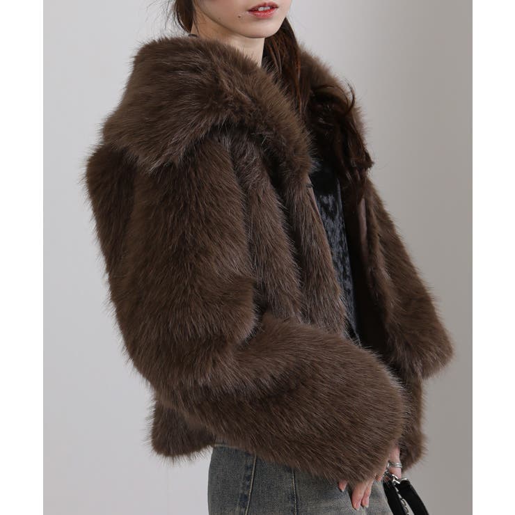 ビッグ襟 フェイクファー 両脇ポケ付き ショート丈コート | Pumpkin  Port | 詳細画像15 