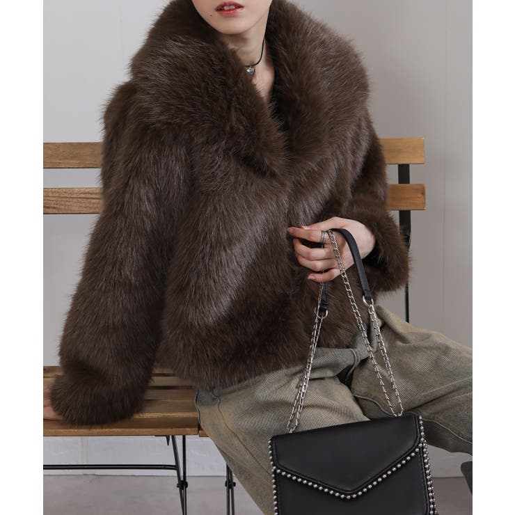 ビッグ襟 フェイクファー 両脇ポケ付き ショート丈コート | Pumpkin  Port | 詳細画像16 