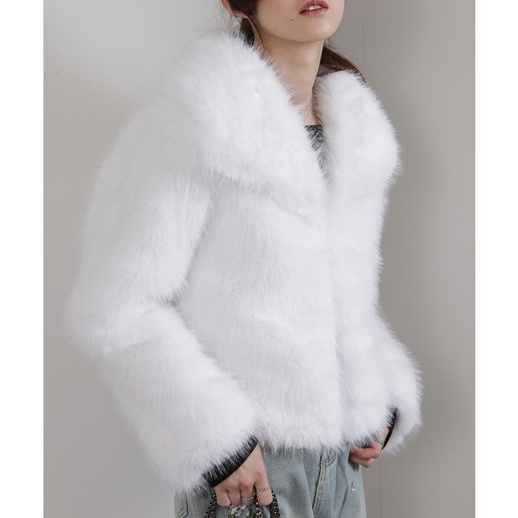 ビッグ襟 フェイクファー 両脇ポケ付き ショート丈コート | Pumpkin  Port | 詳細画像19 