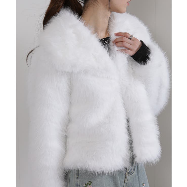 ビッグ襟 フェイクファー 両脇ポケ付き ショート丈コート | Pumpkin  Port | 詳細画像20 