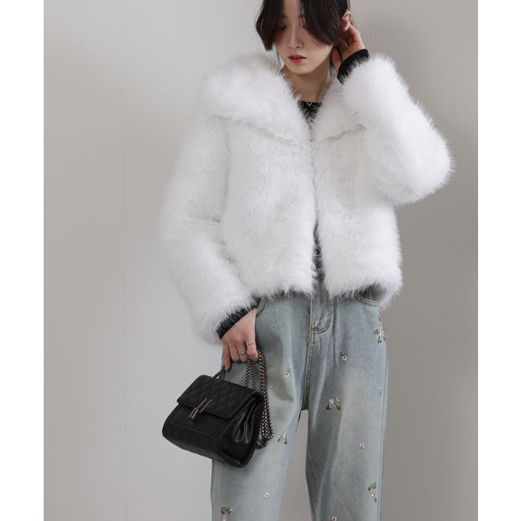 ビッグ襟 フェイクファー 両脇ポケ付き ショート丈コート | Pumpkin  Port | 詳細画像24 