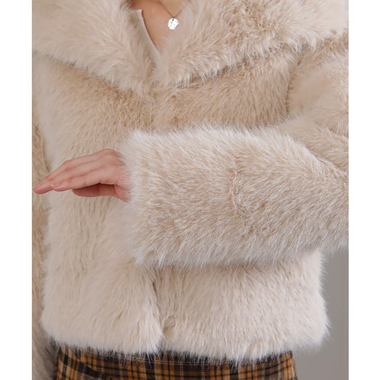 ビッグ襟 フェイクファー 両脇ポケ付き ショート丈コート | Pumpkin  Port | 詳細画像27 