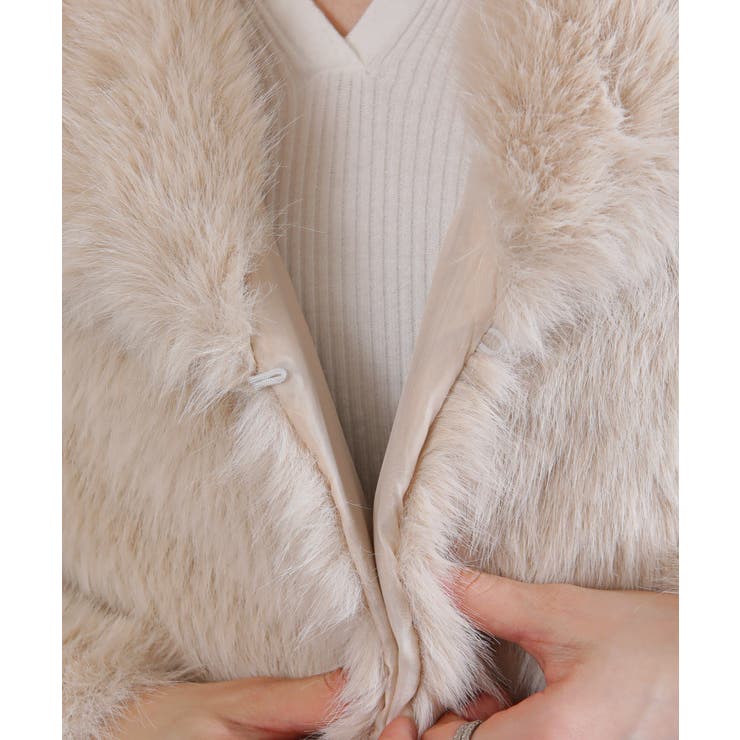 ビッグ襟 フェイクファー 両脇ポケ付き ショート丈コート | Pumpkin  Port | 詳細画像30 