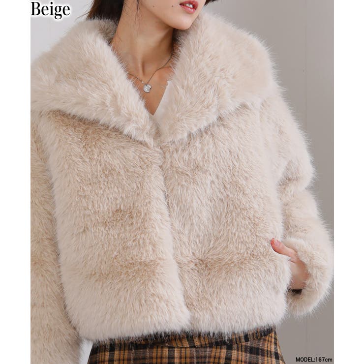 ベージュ | ビッグ襟 フェイクファー 両脇ポケ付き ショート丈コート | Pumpkin  Port