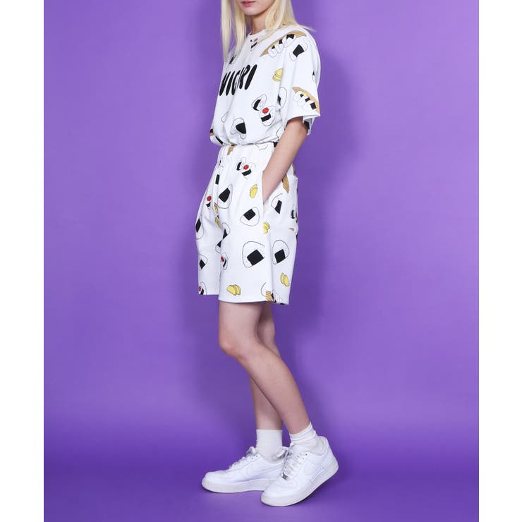 Amazon.co.jp: プニュズ Tシャツ 総柄 半袖 4 渡辺直美 ロゴT