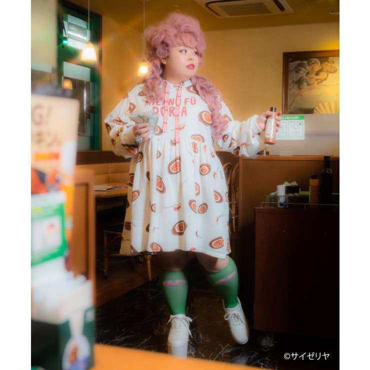 サイゼリヤメニュー総柄パーカーワンピース[品番：PNYW0004040