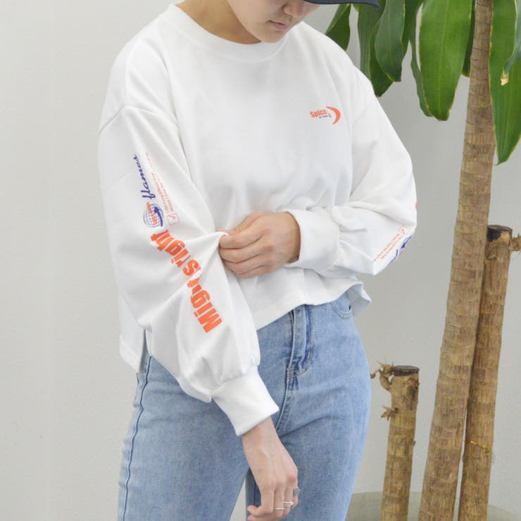 オフホワイト | 裏毛 短丈プルオーバー(ストリート ロゴ) | ＆soiree