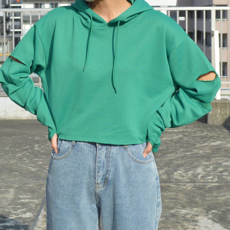 グリーン | 袖スリットクロップドパーカー 肘出し 肘開き | ＆soiree