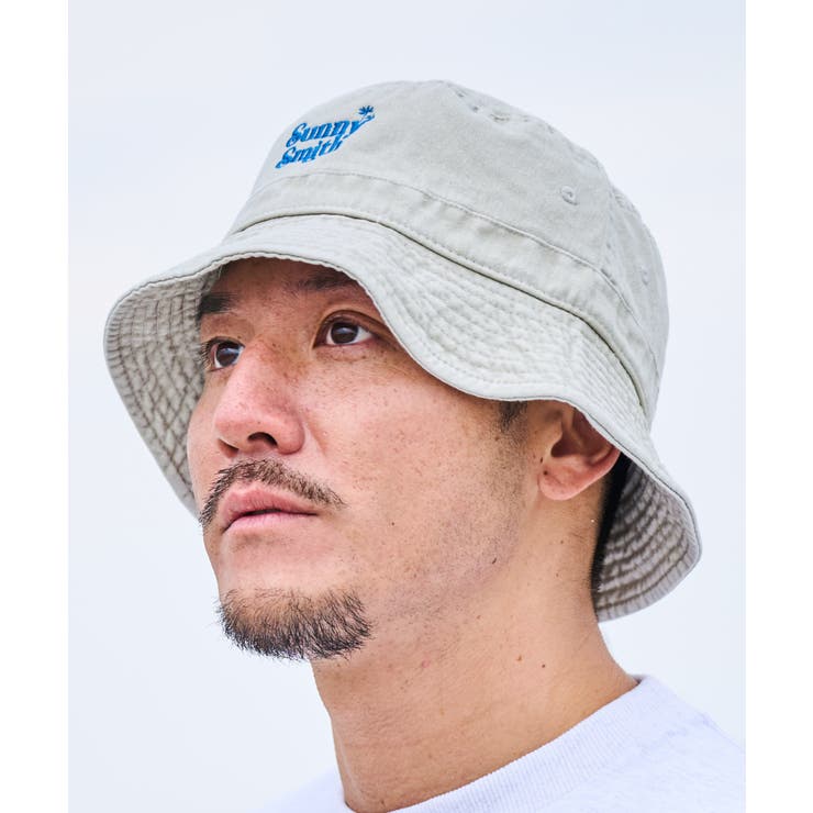 SUNNY SMITH ヤシの木ロゴ刺繍ピグメント バケットハット[品番 SUNNY SMITH ヤシの木ロゴ刺繍ピグメント バケットハット[品番