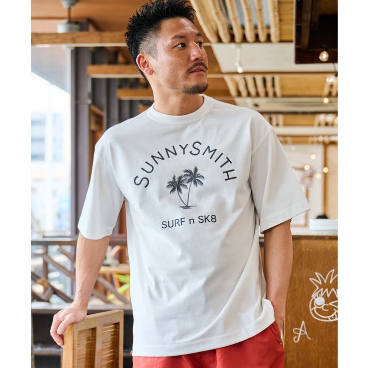 ヤシの木アーチロゴプリントTシャツ[品番：RADM0005776]｜MODISH GAZE