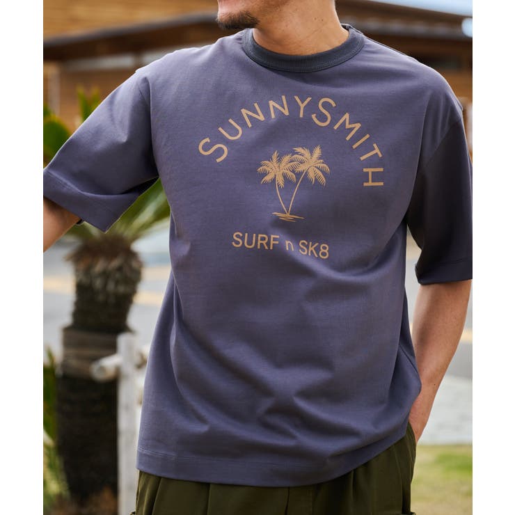 スミクロ | ヤシの木アーチロゴプリントTシャツ | MODISH GAZE