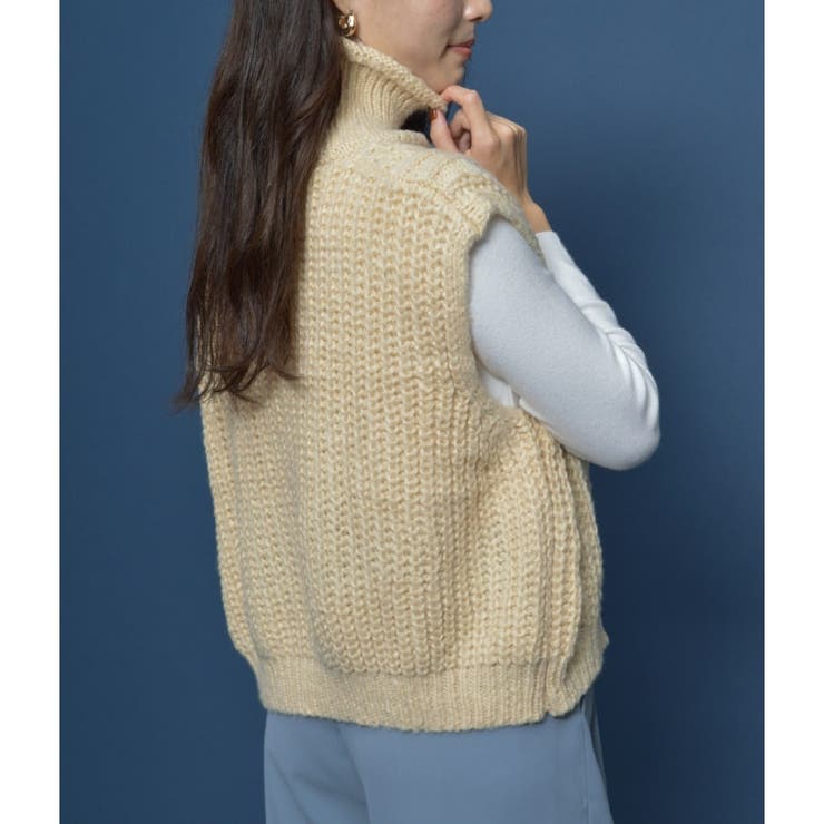 ハイネックケーブルニットベスト | ＆soiree | 詳細画像19 