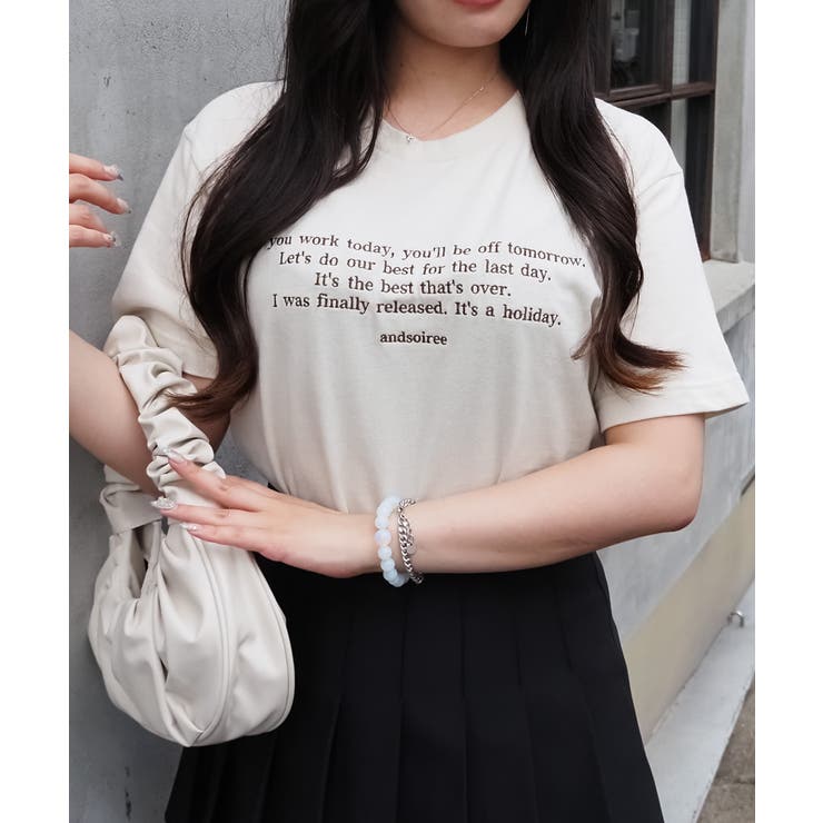 ベージュ | フロント刺繍Tシャツ | ＆soiree
