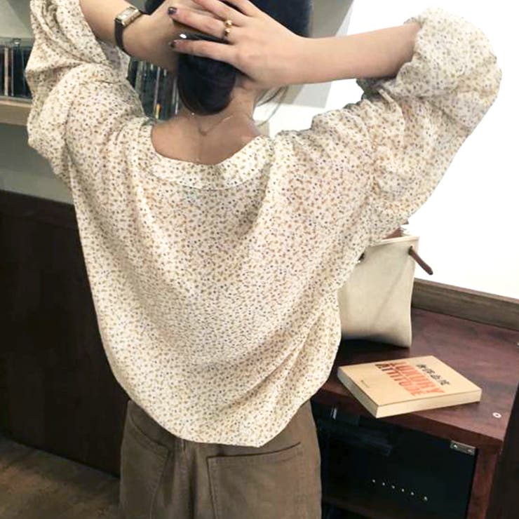 フラワーパターンVカットブラウス | ＆soiree | 詳細画像9 