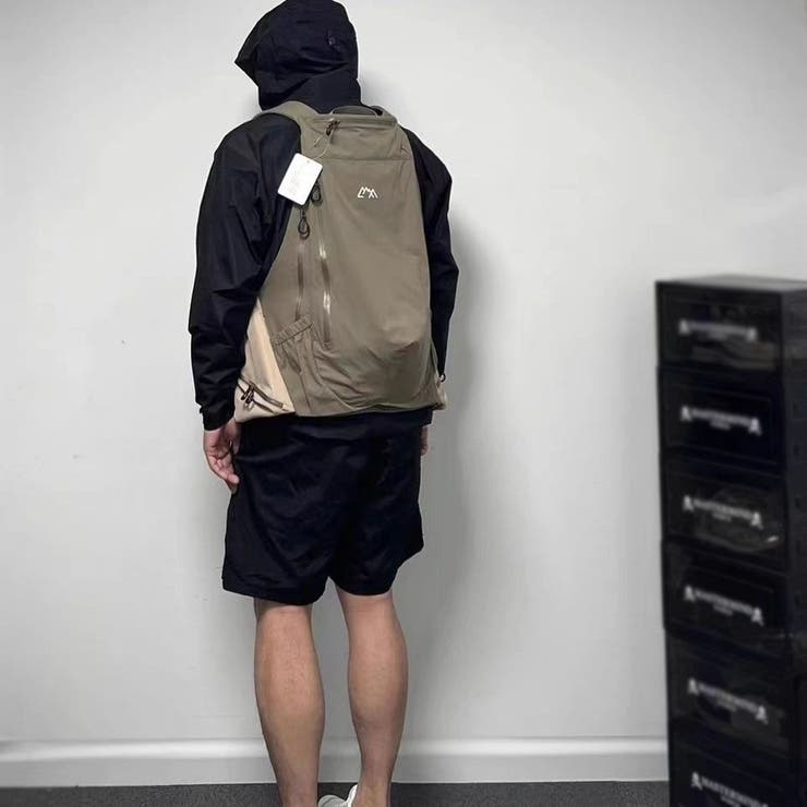 超大容量 多機能 ベストリュック | RAiseNsE  | 詳細画像13 