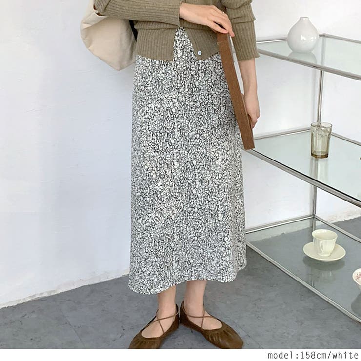 総柄ミモレ丈aラインスカート 春 夏 秋 品番 Rkkw Rakuku ラクク のレディースファッション通販 Shoplist ショップリスト