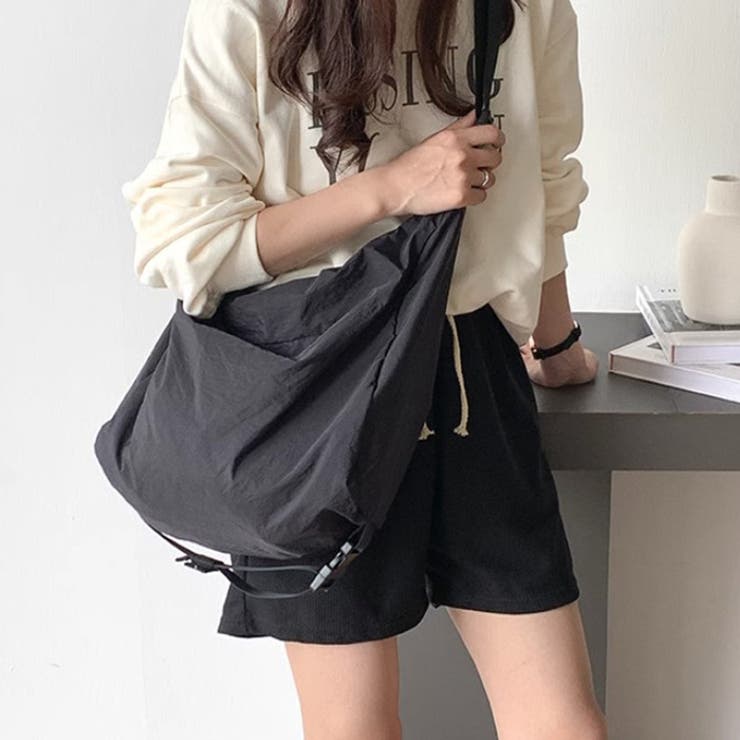 大容量ショルダーバッグ | RAKUku | 詳細画像2 