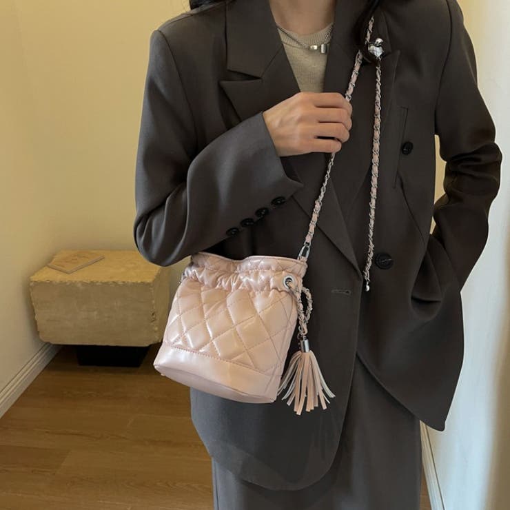 韓国デザイン キルティング チェーン パール BAG バッグ 巾着 巾着型 キルティング ショルダーバッグ 【即納】 鞄 バッグ