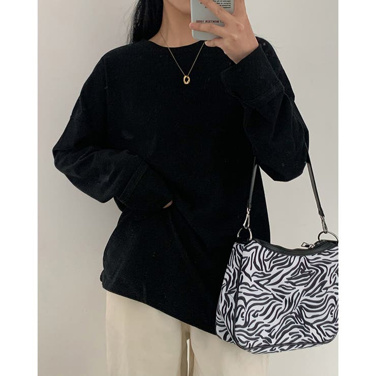 ブラック | ラウンドロングTシャツ ロンT シンプル Tシャツ インナー 長袖 無地 | RAKUku