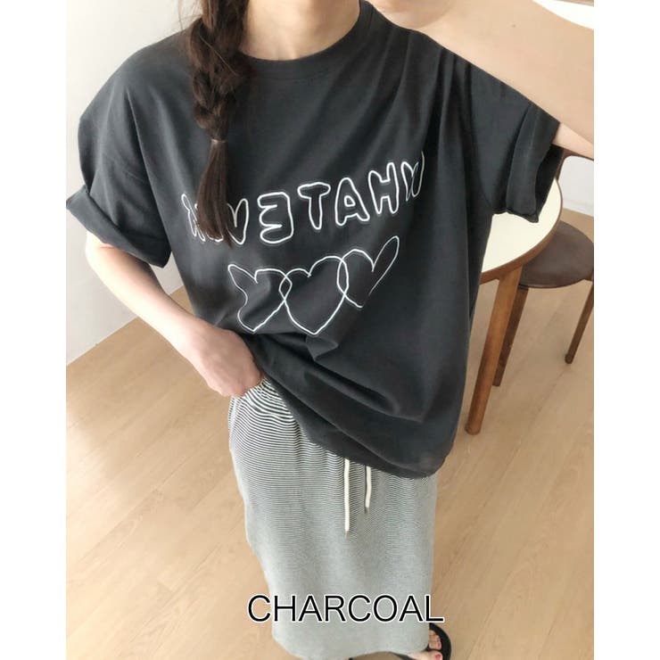 チャコール | 【3color】 ハートラインロゴ オーバーサイズTシャツ | RAKUku