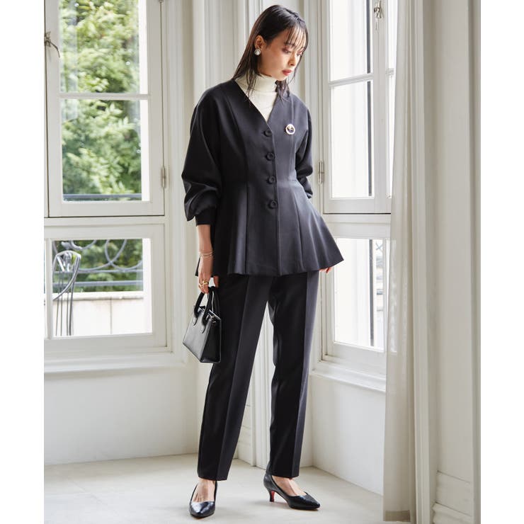 ブラック | 【2点セット】洗える 防シワＶネックペプラムトップステーパードパンツセットアップ | RANAN