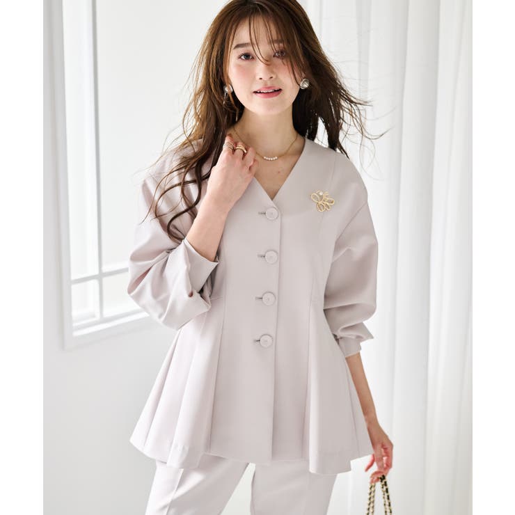 ライトベージュ | 【2点セット】洗える 防シワＶネックペプラムトップステーパードパンツセットアップ | RANAN