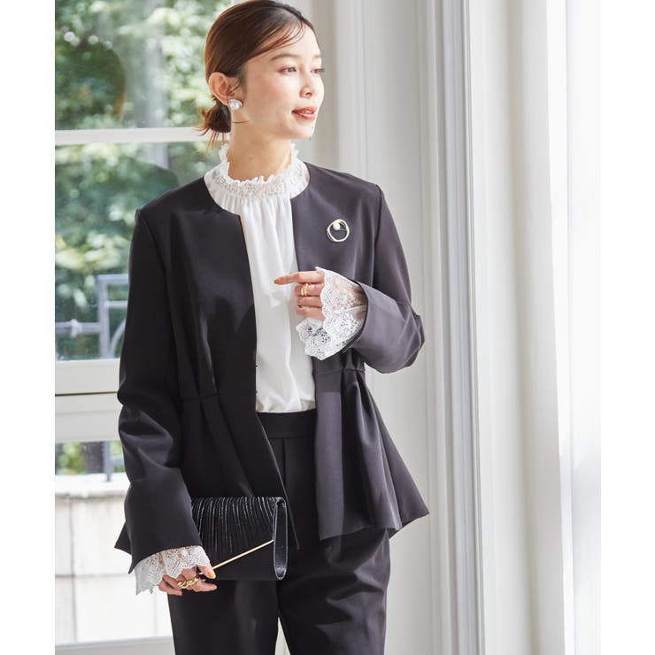 ブラック | ＜2点セット＞ノーカラーペプラムパンツスーツ | RANAN