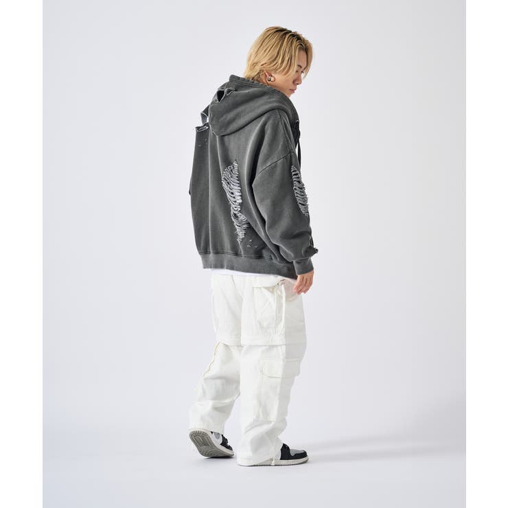 セール】【UNISEX/3サイズ展開】ボクシーロゴZIPパーカー2