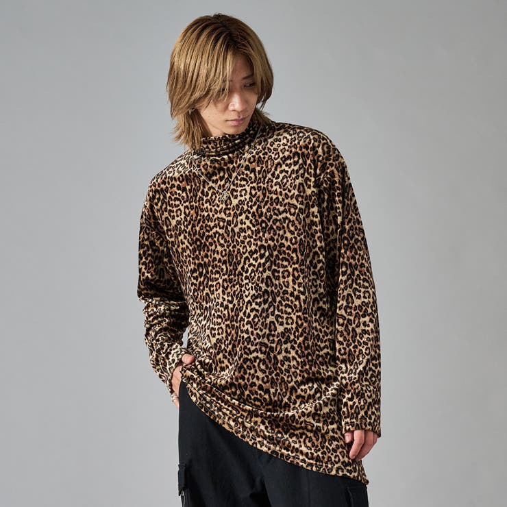 1ベージュ | アシンメトリーレオパードタートルネック | REGIEVO