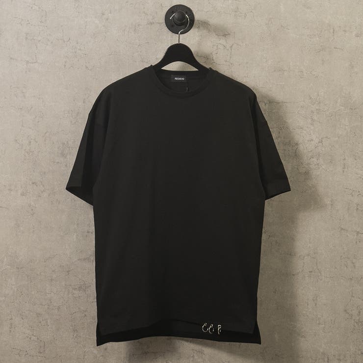 BLACK | 裾ピアス付きTシャツ | REGIEVO