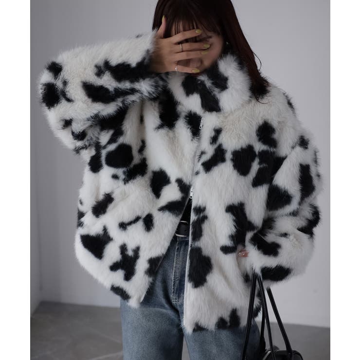 ブラック | スタンドネックカウ柄ファーブルゾン | Riberry