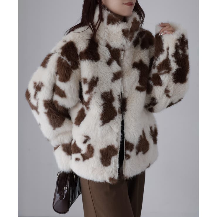 ブラウン | スタンドネックカウ柄ファーブルゾン | Riberry